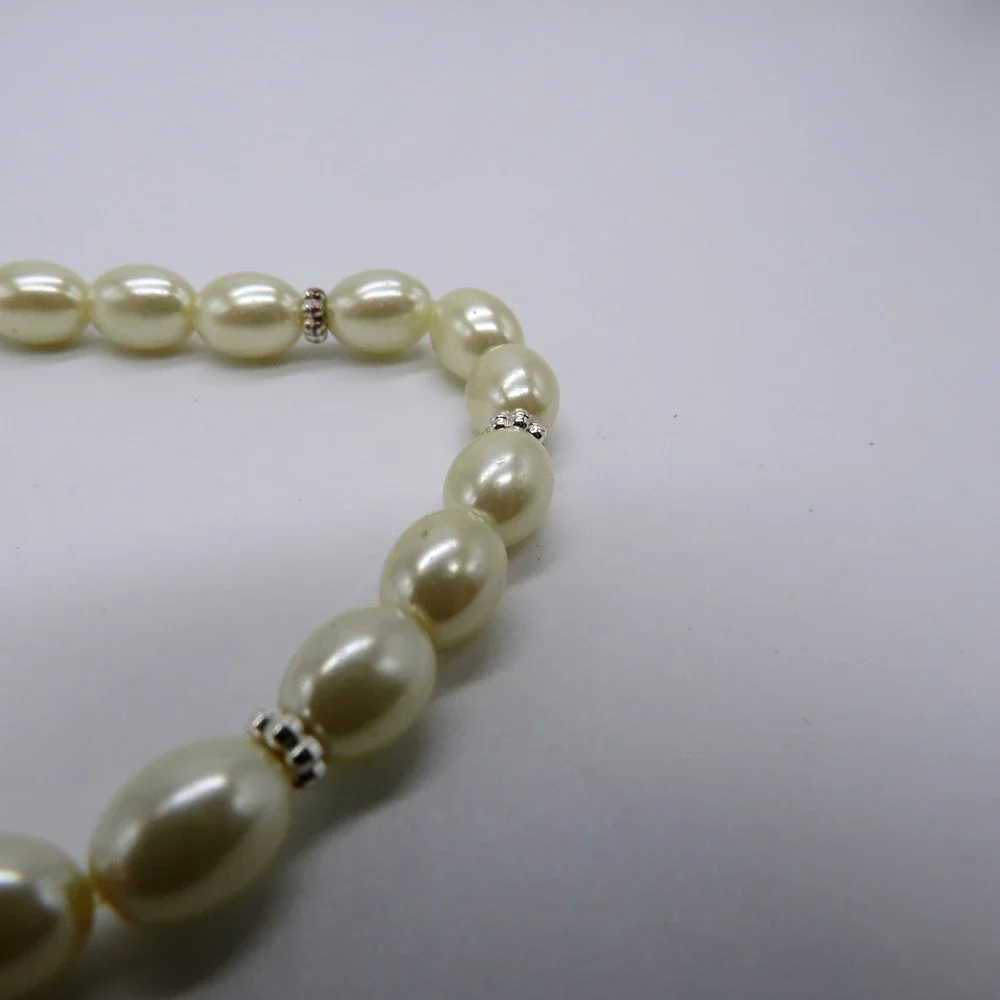 Faux Pearl Cross Stretch Bracelet Rhinestone Religious Jewelry Cream Silver